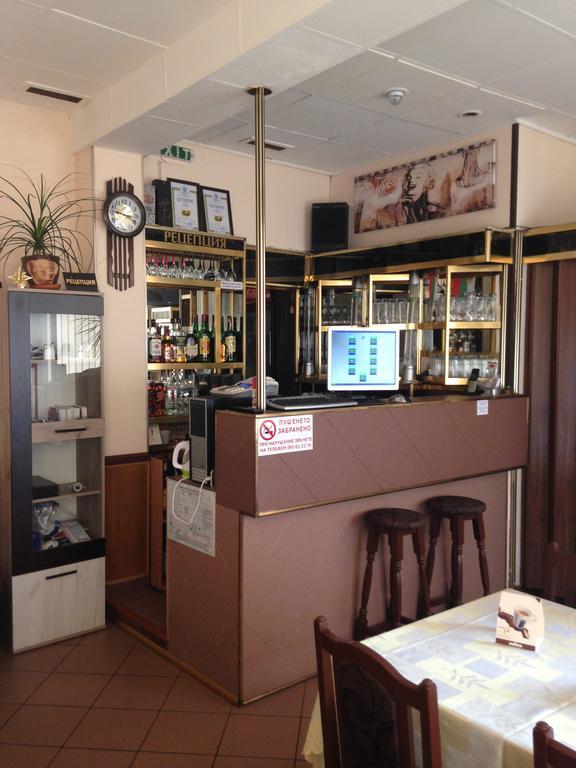 Hotel Rade 1 Vratsa Extérieur photo